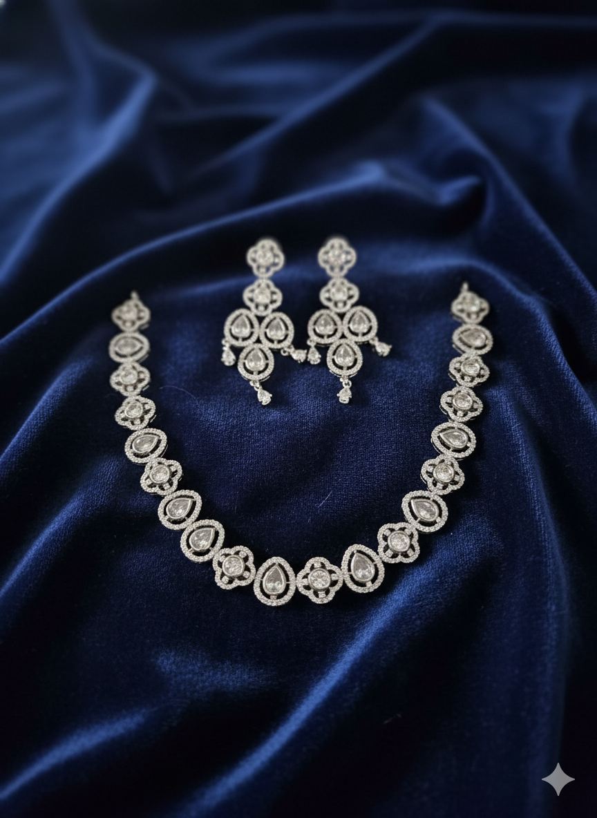 Luxurious White Stone Cluster Necklace Set